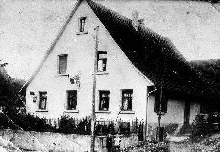 Schlosserei Jund, Hauptstr. 159 alt.jpg